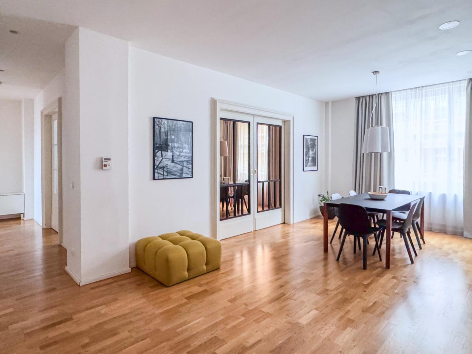 Unique Old Town Apartments At Palace Dlouha Прага Екстериор снимка