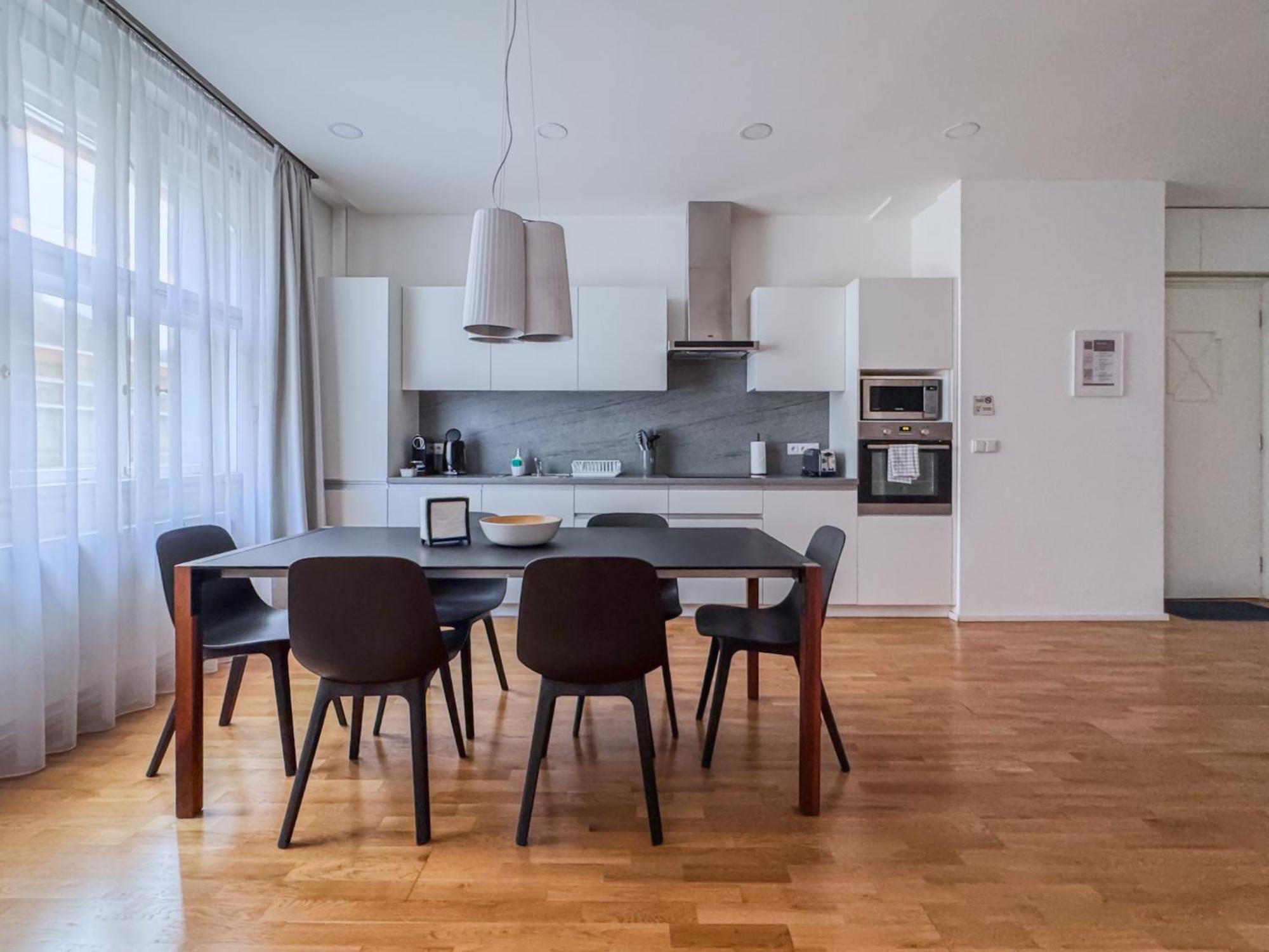 Unique Old Town Apartments At Palace Dlouha Прага Екстериор снимка